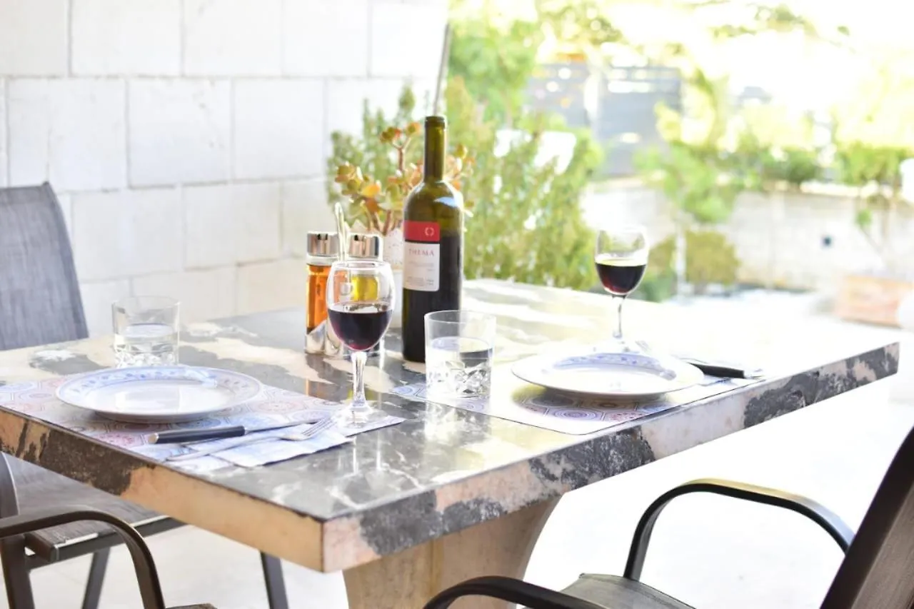 Διαμέρισμα Konomi Residence Καραβάδος Ελλάδα